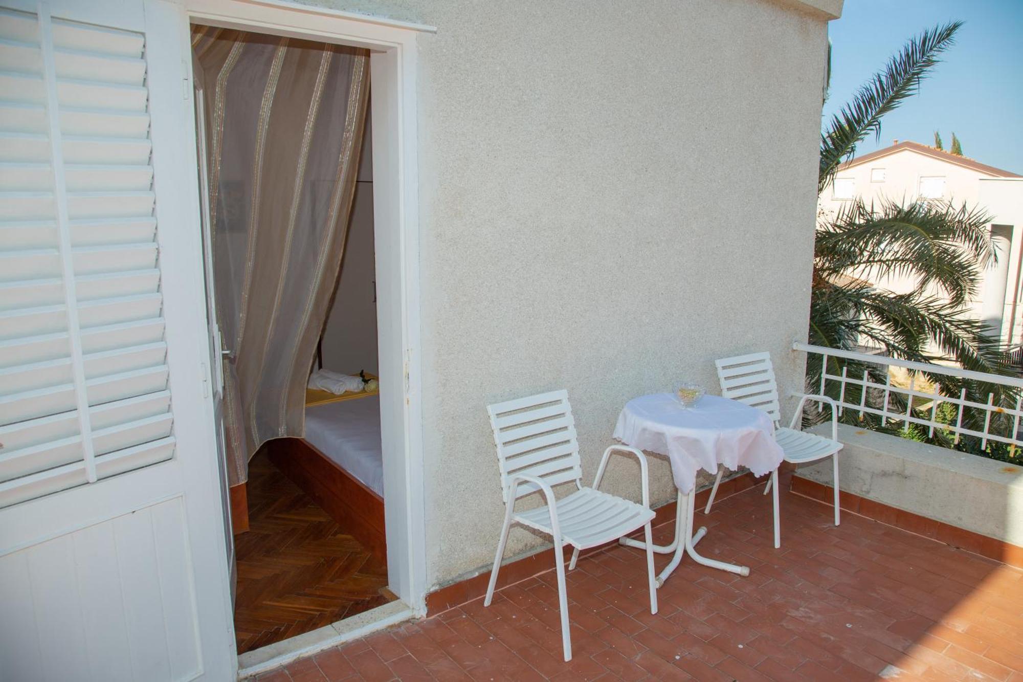 Pool Mansion Magnolia - Comfort Rooms نوفاليا المظهر الخارجي الصورة
